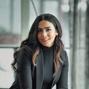 Saba Esfandiari